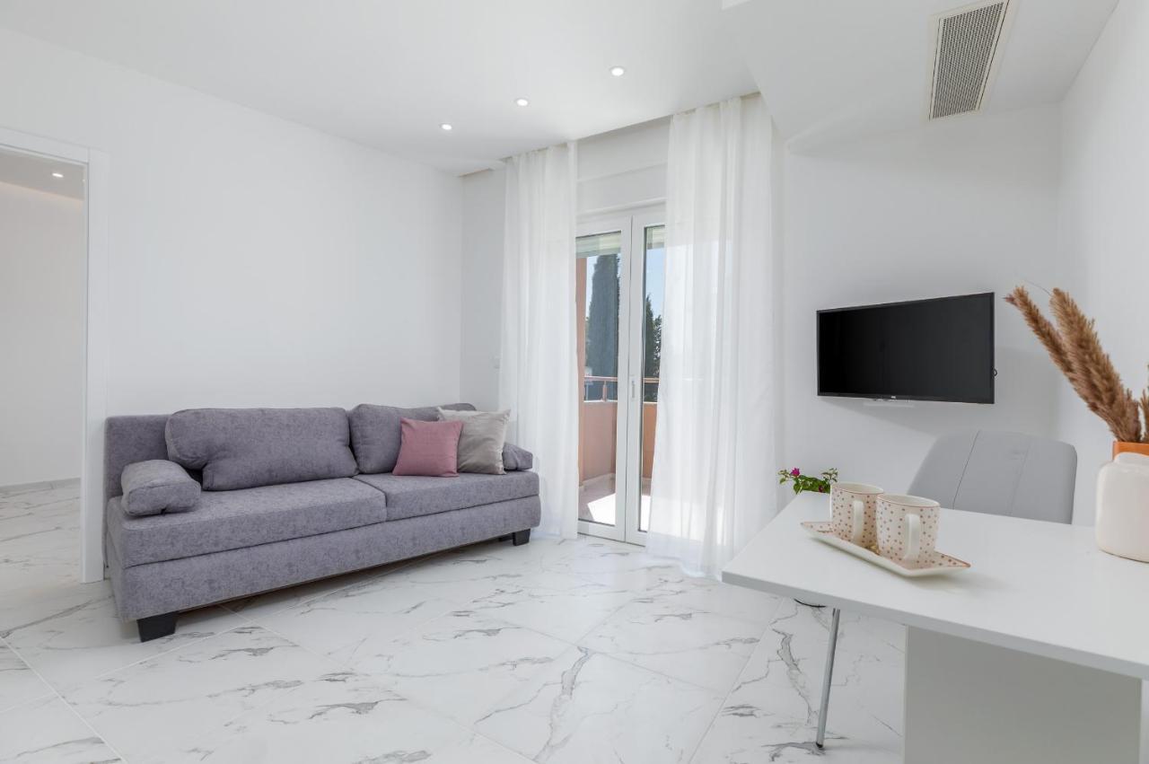 Apartman Knezevic A 파자나 외부 사진